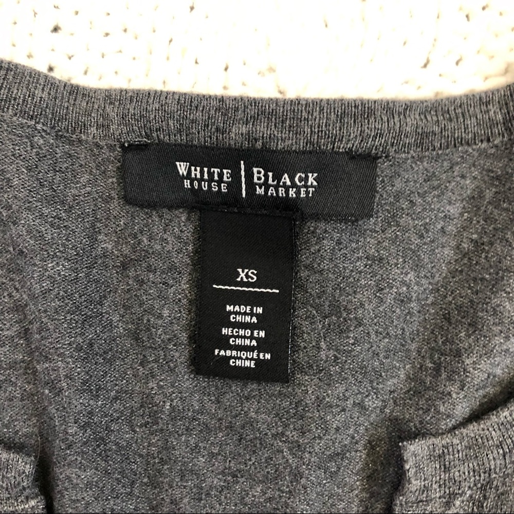 White House Black Market XS gray w black floral cardigan NWOT - Picture 3 of 8